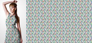 11008v Materiał ze wzorem nakładające się kolorowe ukośne krótkie linie w jasnych kolorach (niebieski, czerwony, seledyn, żółty)